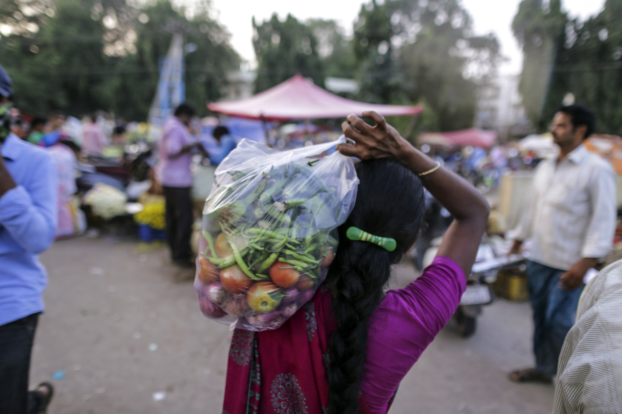 How a Ban on Plastic Bags Can Go Wrong - Bloomberg