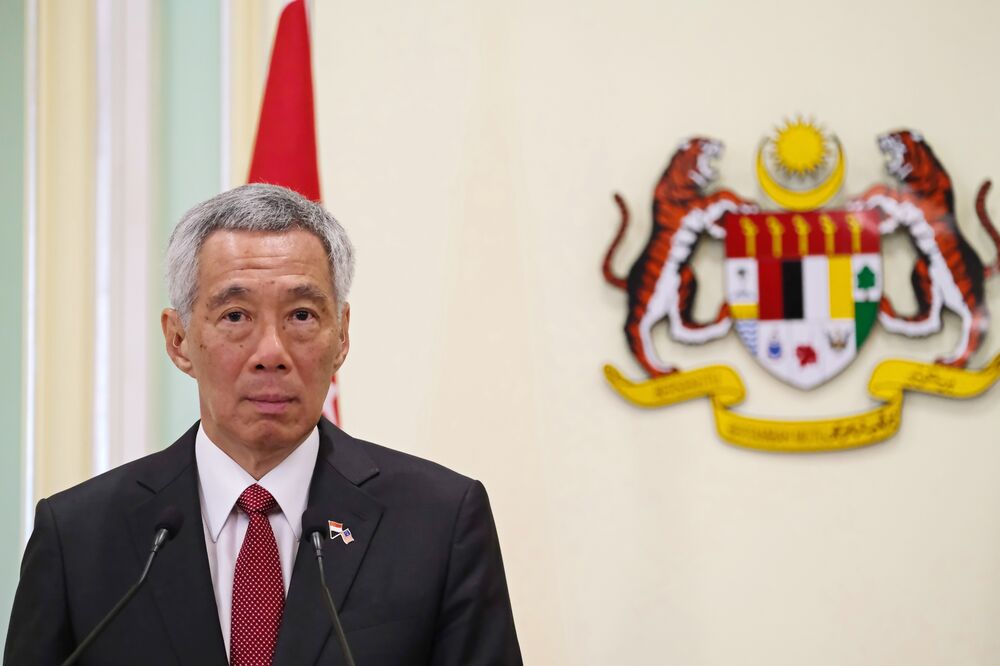 Singapore Prime Minister Lee Sues Blog For False Statements Bloomberg