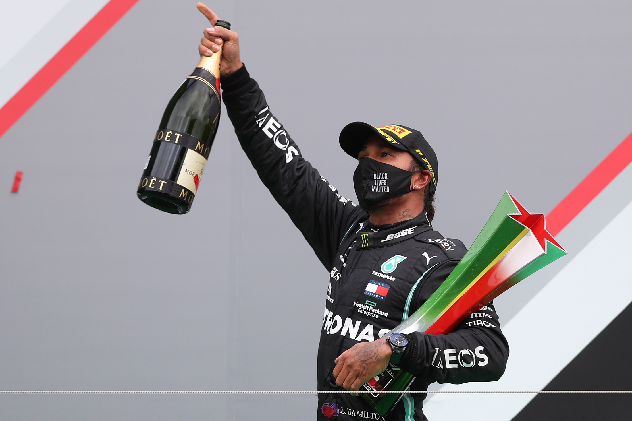 Lewis Hamilton Wins Portuguese GP for Record 92nd F1 Victory Bloomberg