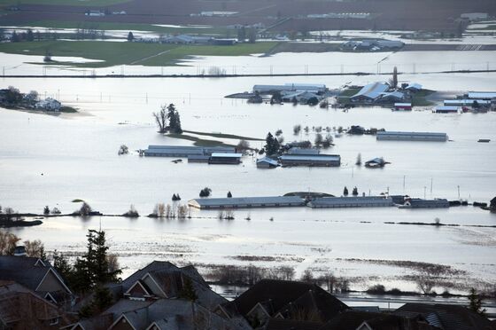 Vancouver Is Cut Off by Road, Rail After ‘Extraordinary’ Storms