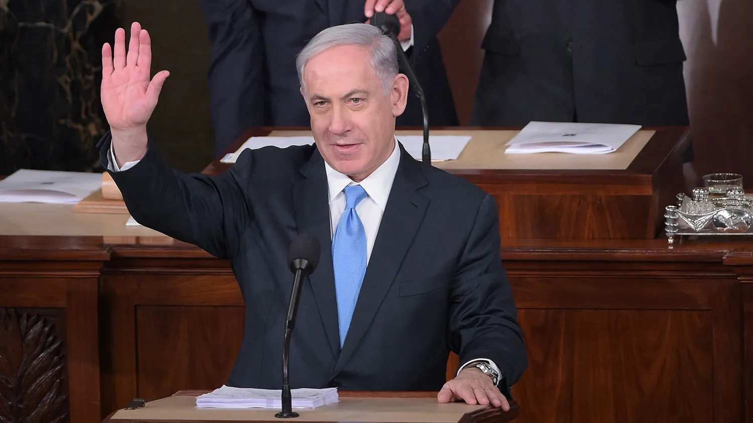 Israel's Prime Minister Benjamin Netanyahu(C) arrives to address to Congress on March 3, 2015 at the US Capitol in Washington, DC.
