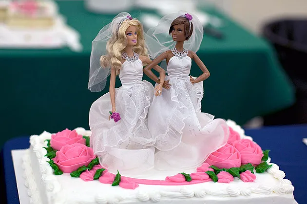 The $51 Billion Wedding Industry Toasts a Post-DOMA Bump