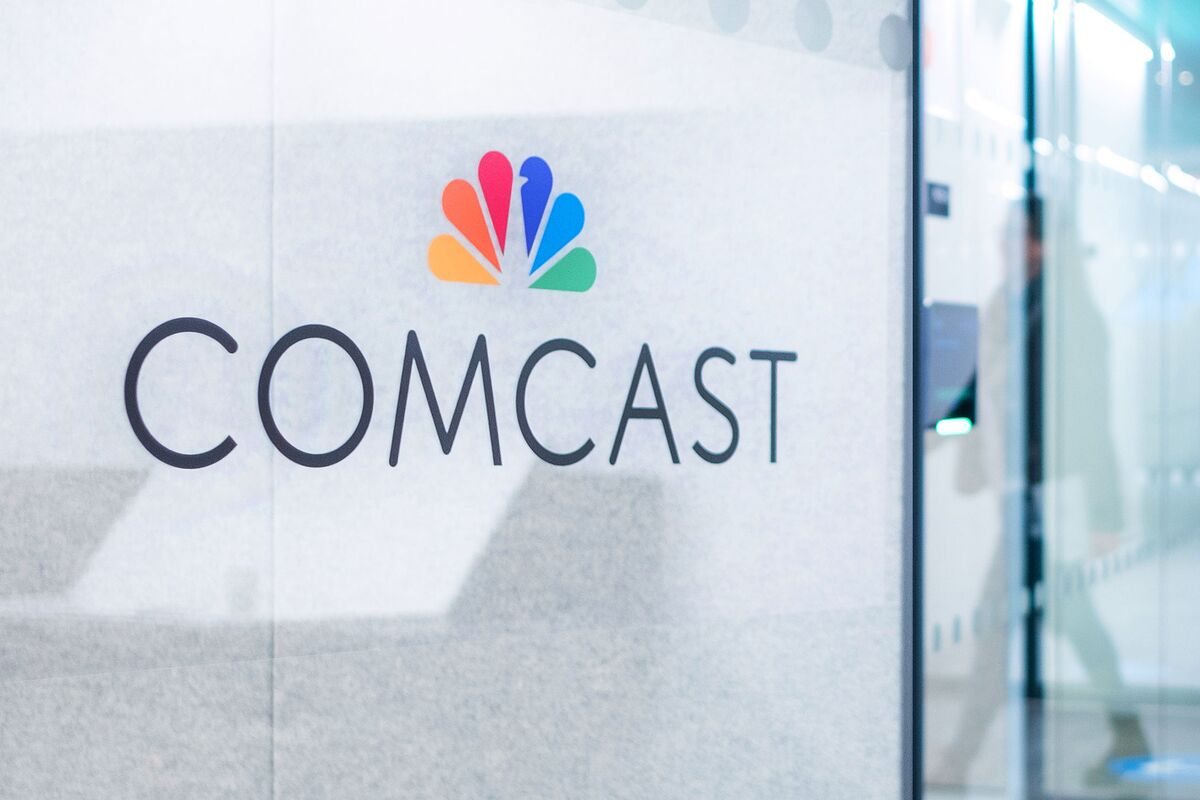 Comcast Sees Steep Internet, Video Losses; Eyes Job Cuts