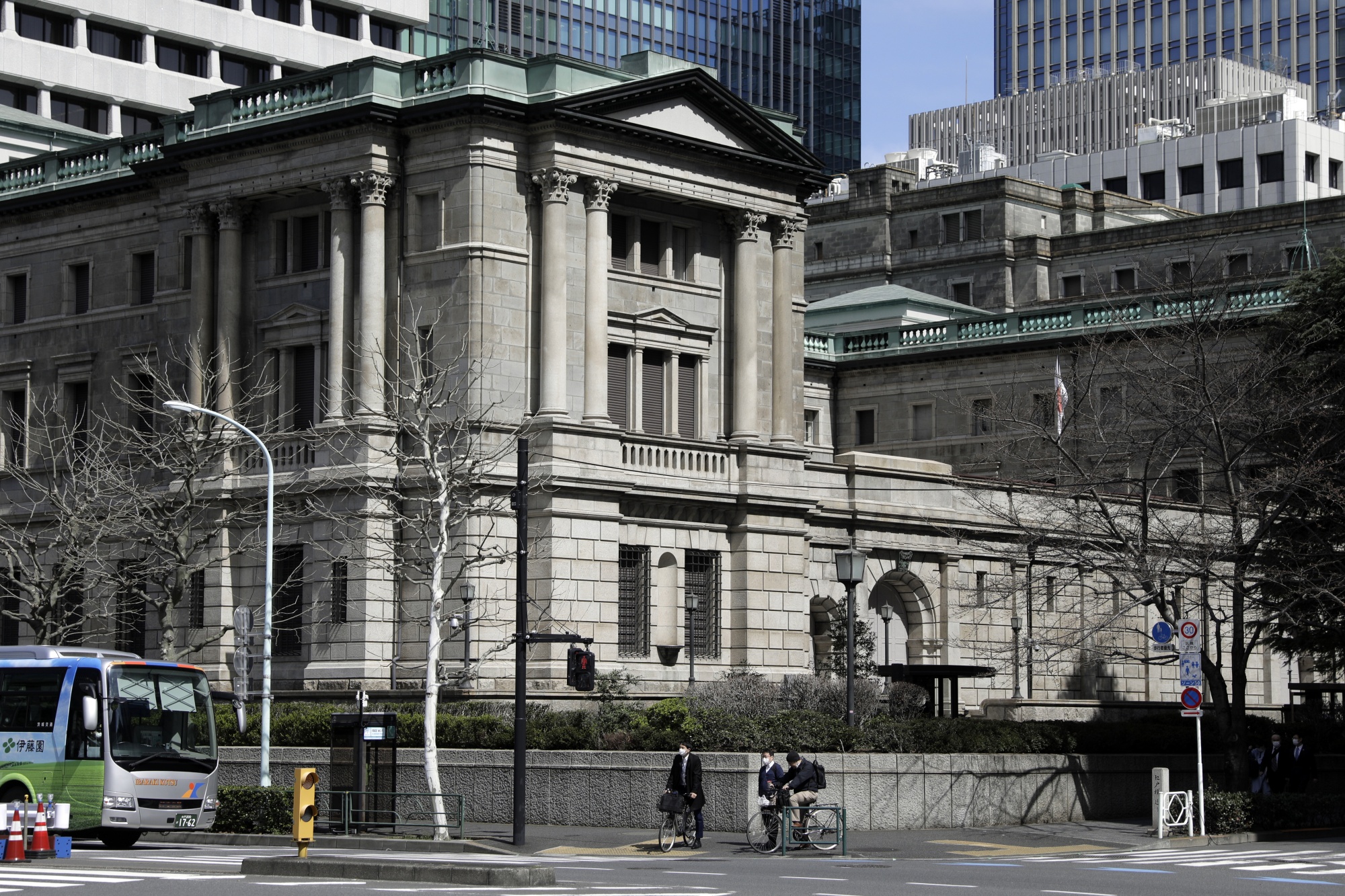 金融機関・地公体に地方債の積極的な日銀担保活用を要請－総務省 - Bloomberg