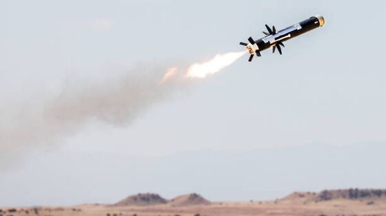 Javelin Anti-Tank Missiles Get Biden Nod as Ukraine Depletes U.S. Stash