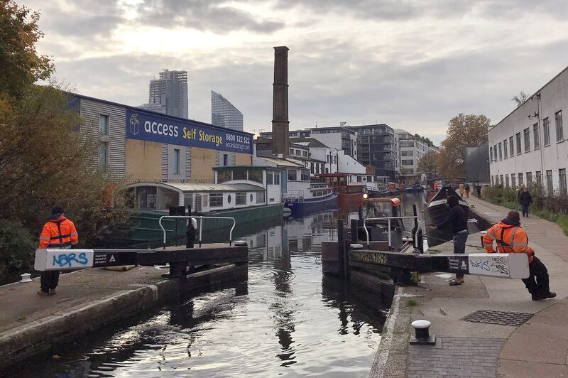 relates to Londoners Are Taking to Canal Boats to Beat High Property Costs