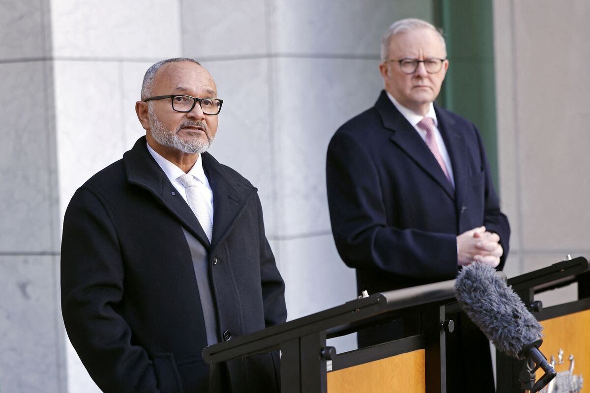 Solomon Islands Leader Says He’ll Review China Security Deal