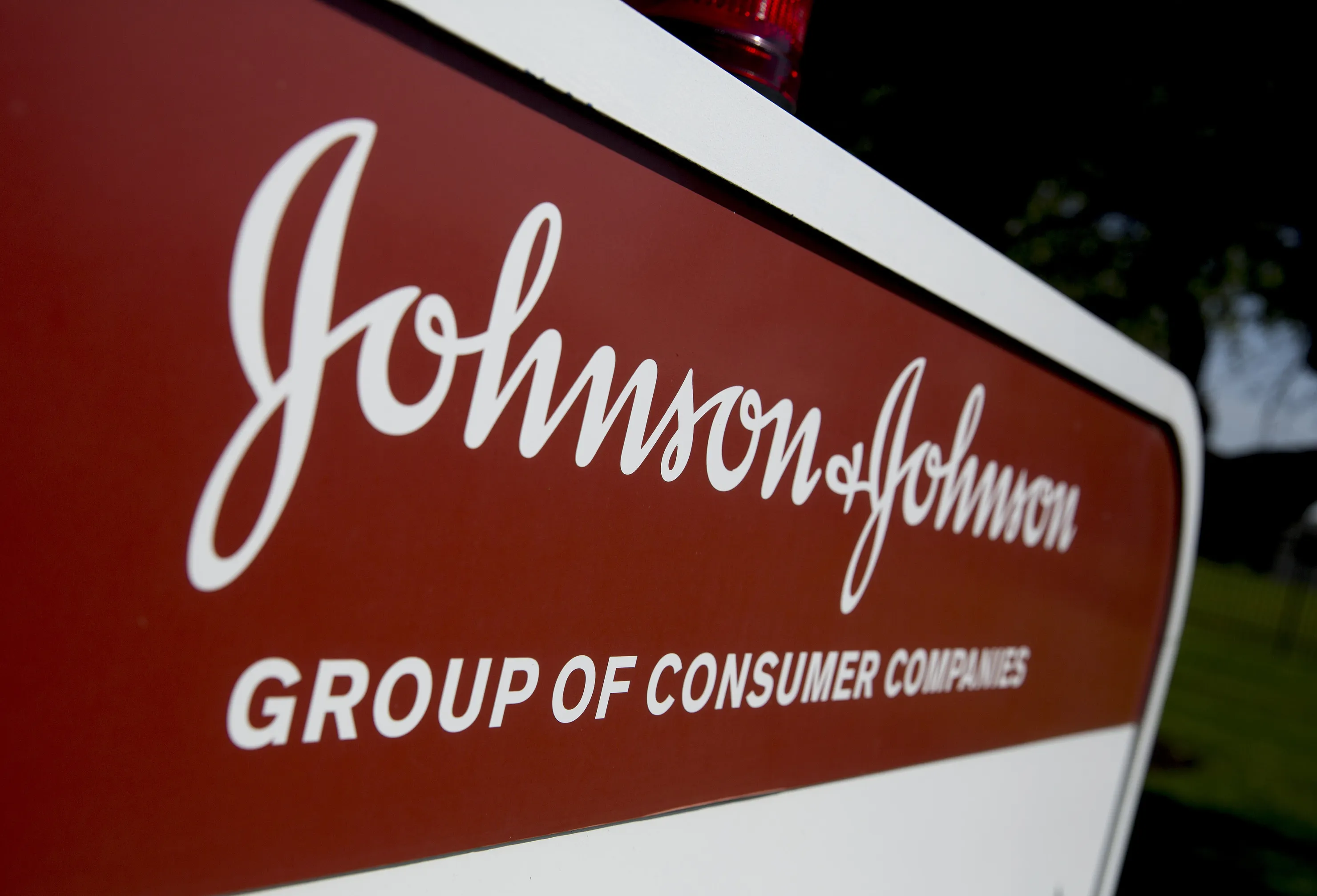 J&J Pharmaceutical Success Drives Increase In 2014 Forecast