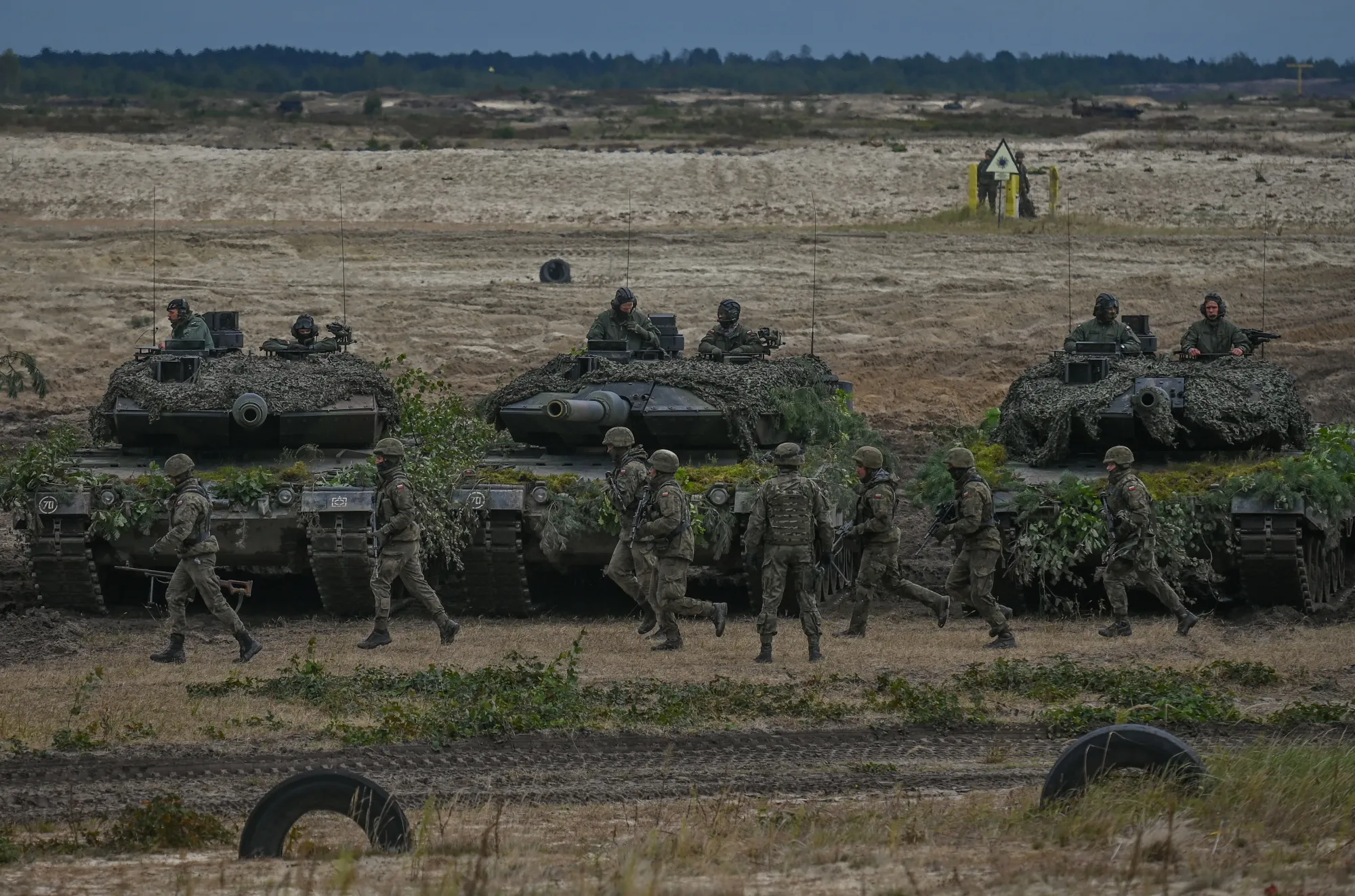 Poland Requests Germany&rsquo;s Permission to Send Leopard 2 Tanks to 