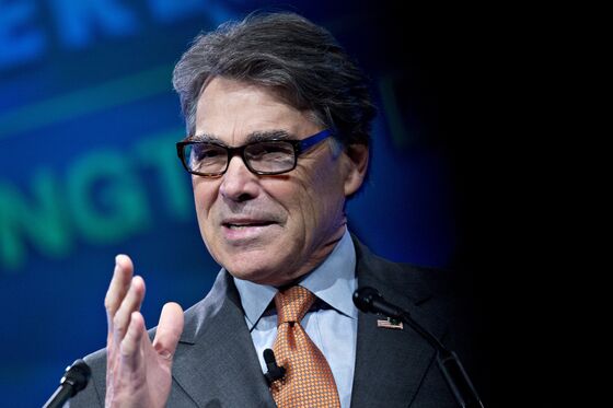 Rick Perry Urged Trump to Call Ukraine Leader on Energy Issues