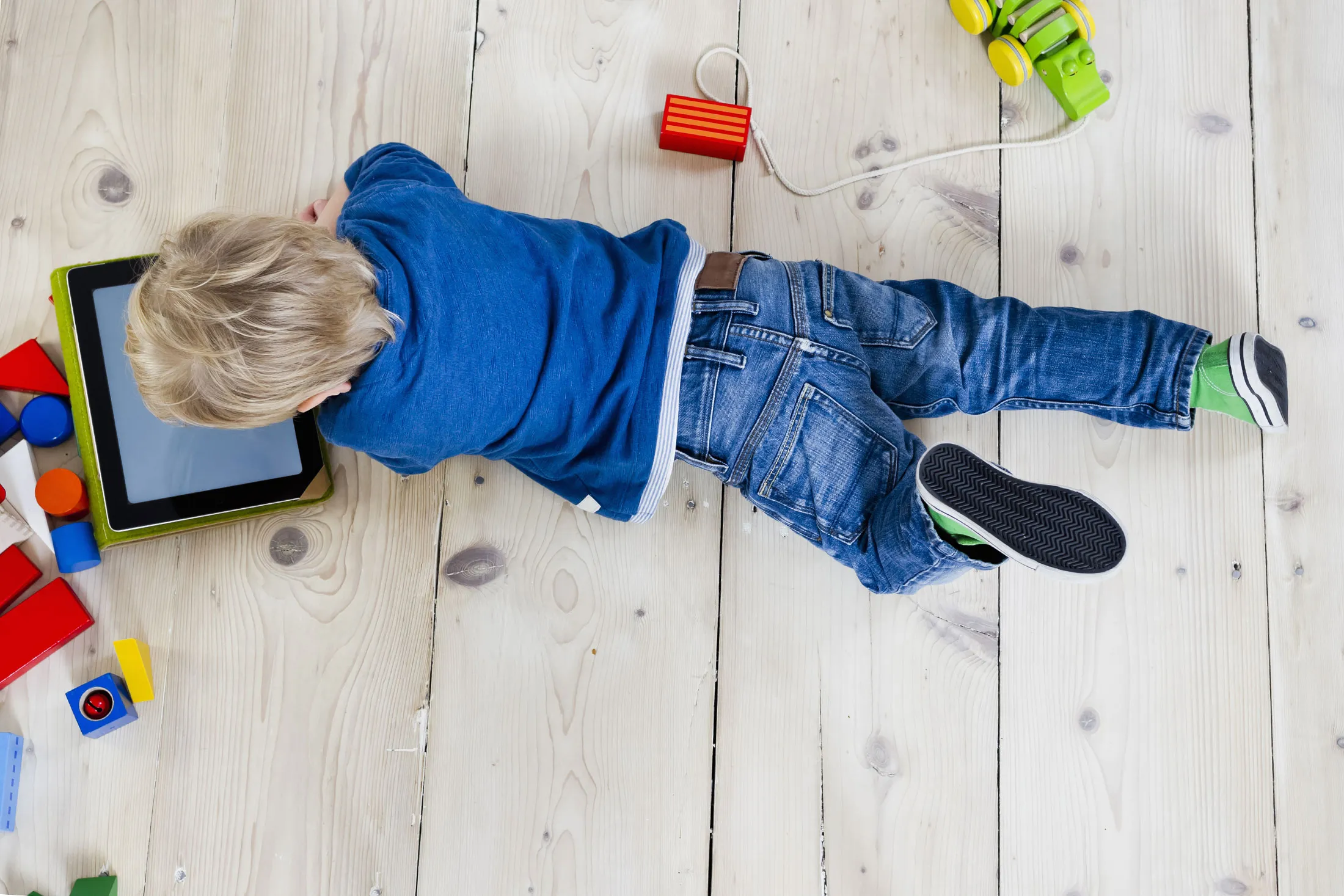 1497464572_child-tablet-kids