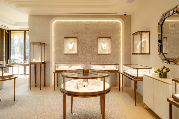 PURSUITS_WEB_Stephen Silver