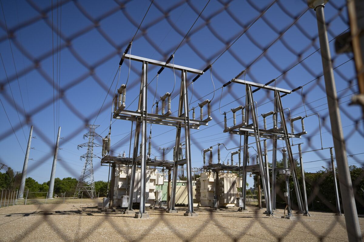 Texas Power Grid Facing Test As 104-Degree Heat Bakes State - Bloomberg