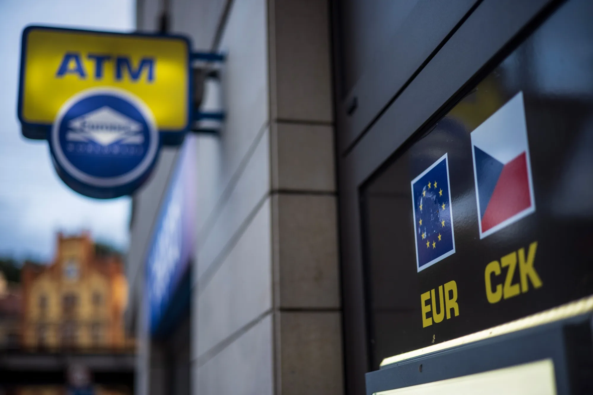 Czech Republic: Euro-Skeptic Country Slowly Edges Towards Single Currency -  Bloomberg