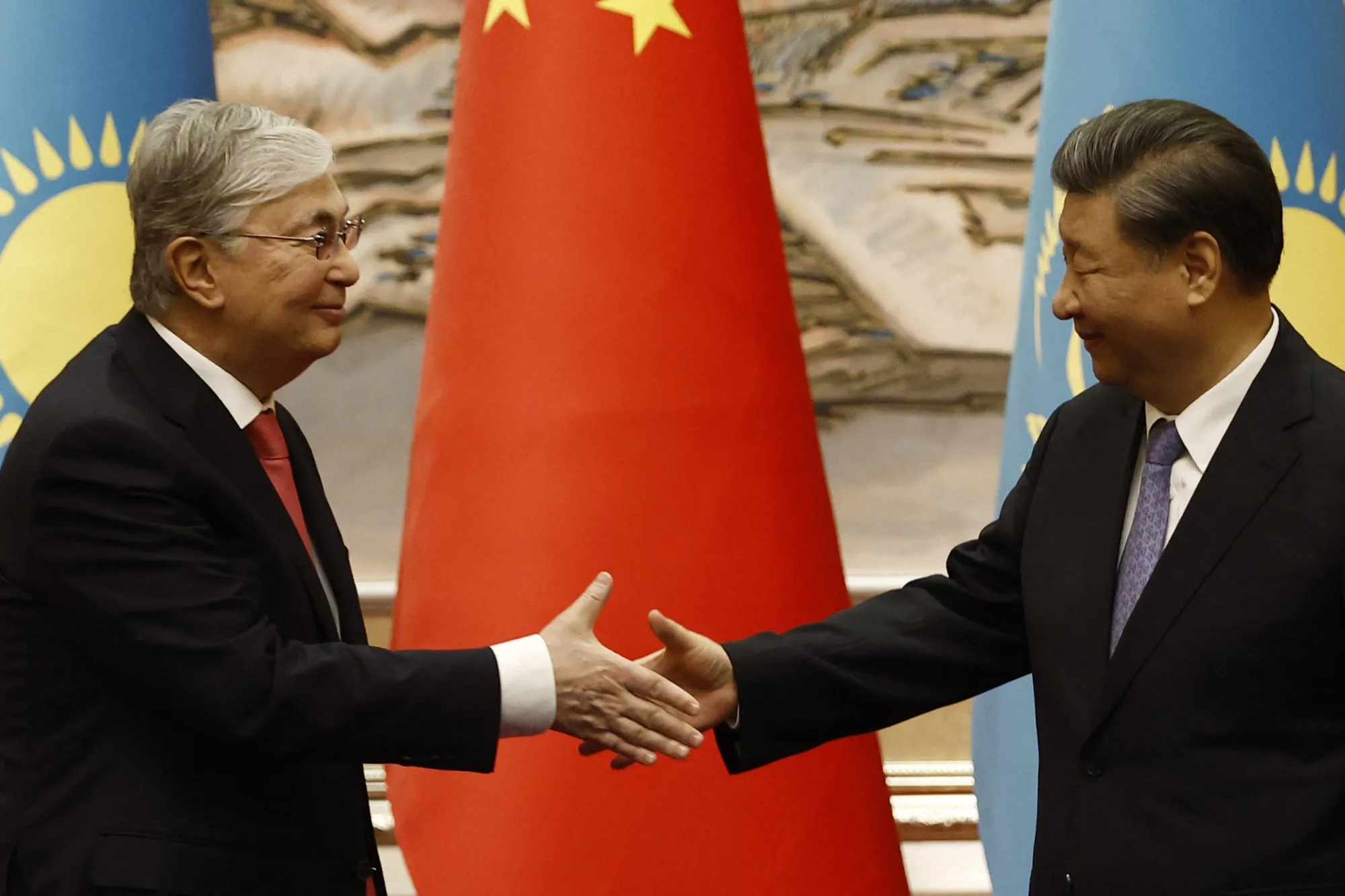 中国主席、中央アジア5カ国との首脳会議でカザフ入り-G7に対抗 中国主席、中央アジア5カ国との首脳会議でカザフ入り-G7に対抗