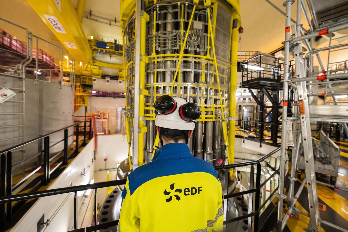 France Delays Target for New Nuclear Reactor Startup to 2038