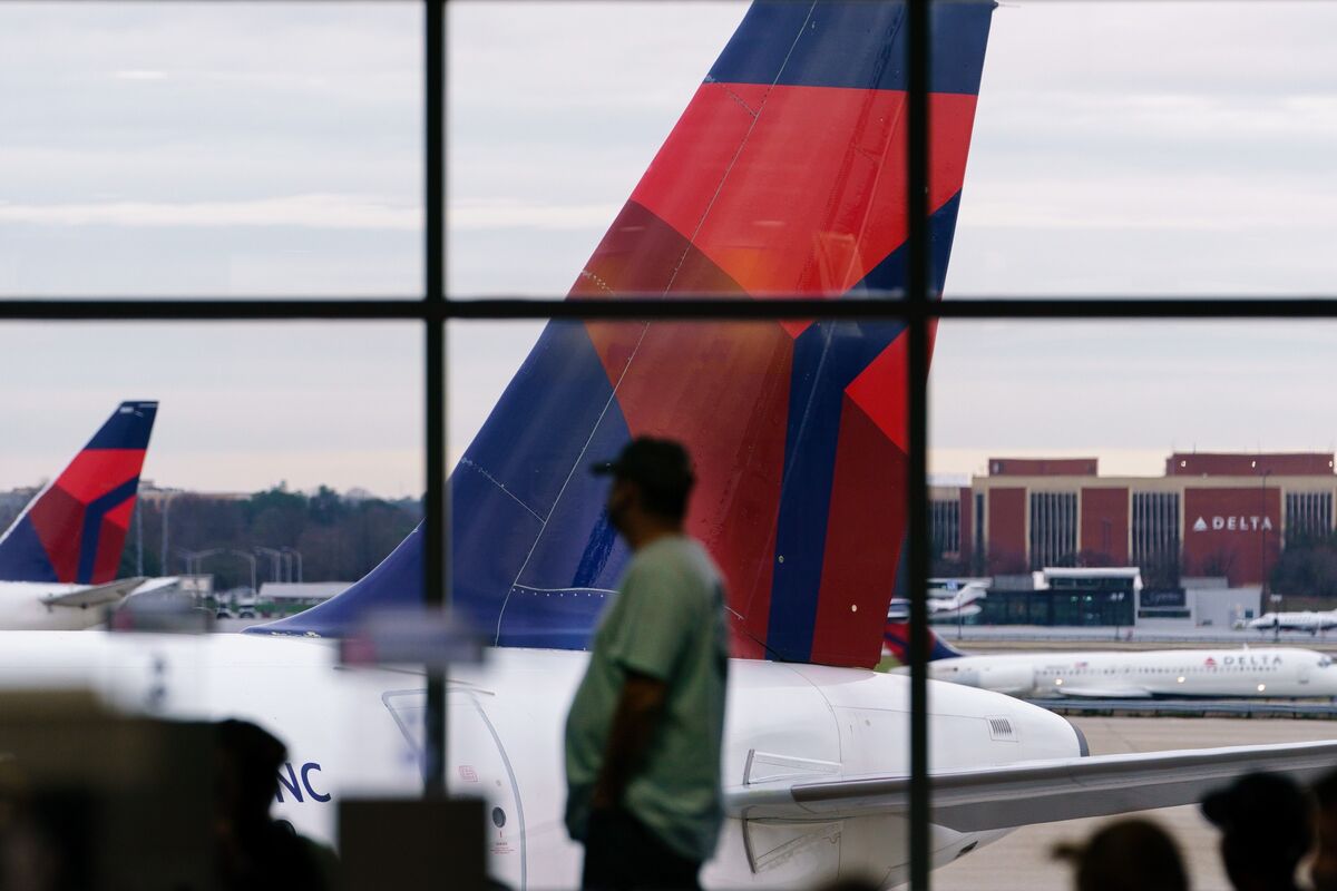 Delta: Flight to Shanghai Turned Back Because of COVID Rules
