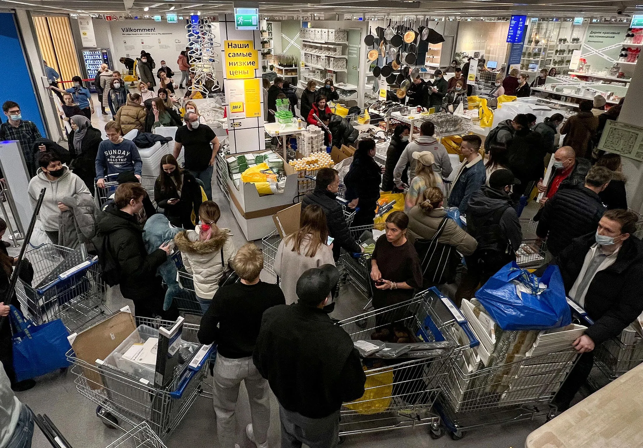 Ikea’s announcement that it was temporarily closing some of&nbsp;its stores in Russia triggered a shopping frenzy.