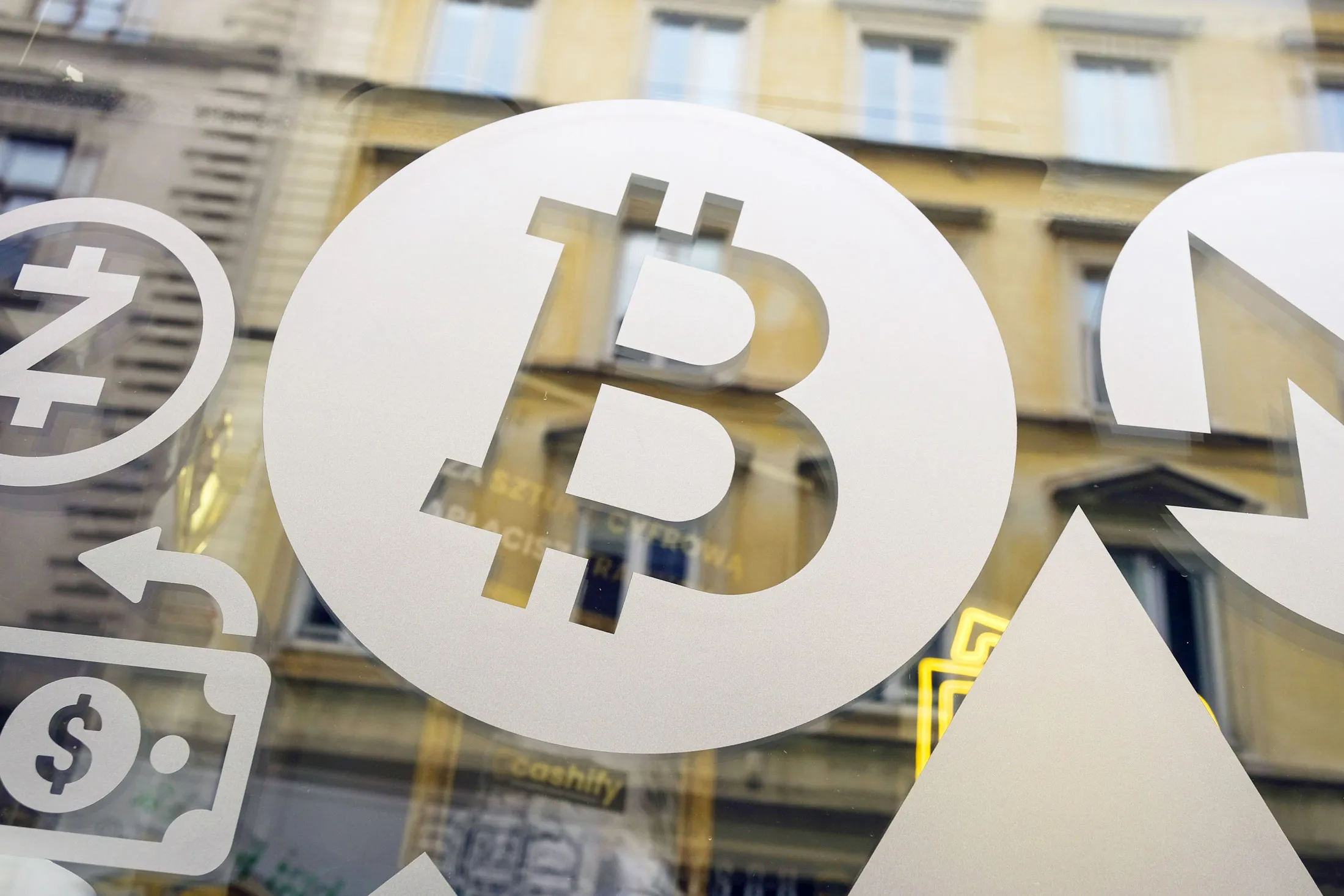 Digital Asset Legislation Pushed as Trump Embraces Crypto Agenda - Bloomberg