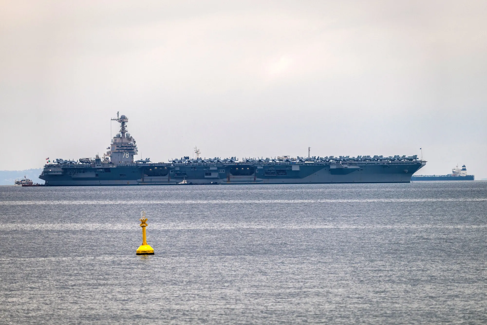 USS Gerald R. Ford, the largest warship in the world, has already arrived near Israel