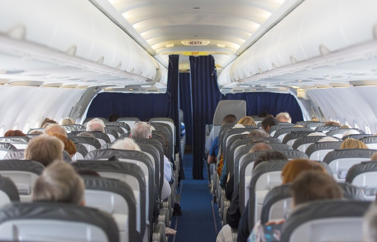 Air Rage Incidents On Planes Are Due To Class Conflicts - Bloomberg