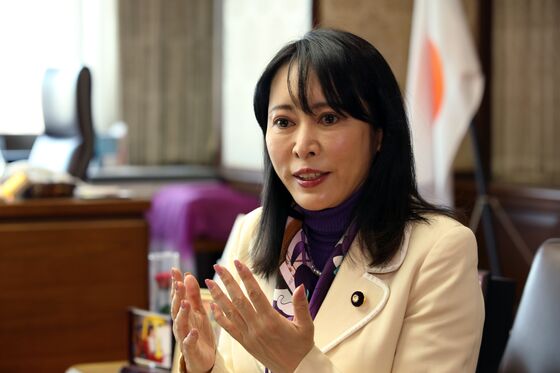 Japan’s Justice Minister Says No Need to Ban All Cruise Ships Due to Virus Fears