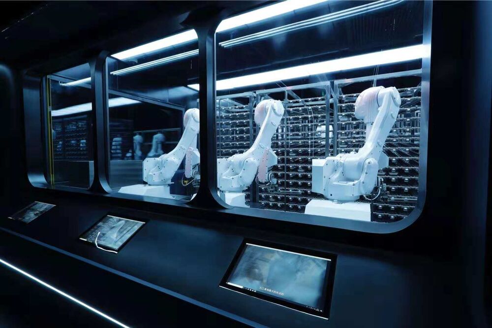 Flipboard Robots Are Serving Spicy Soup at Haidilao’s Hotpot Restaurants