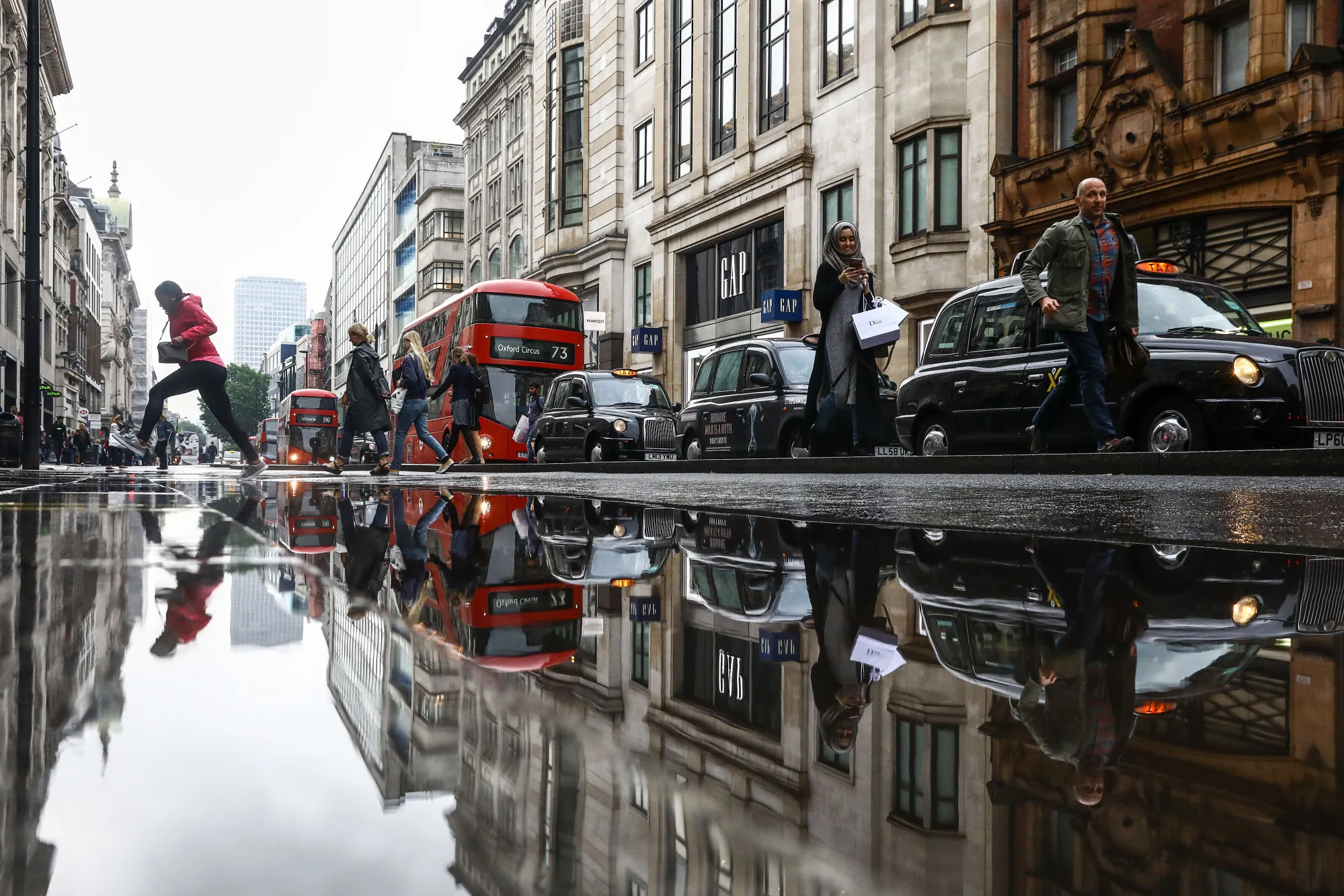 Shoppers On Oxford Street As Job Security & House-Price Fears Erode U.K. Consumers' Confidence