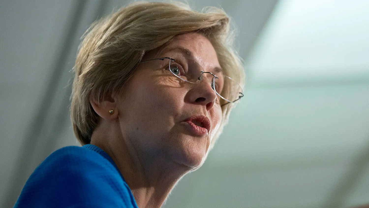 Senator Elizabeth Warren, a Democrat from Massachusetts, speaks during a Roosevelt Institute event at the National Press Club in Washington, D.C., U.S., on Tuesday, May 12, 2015.
