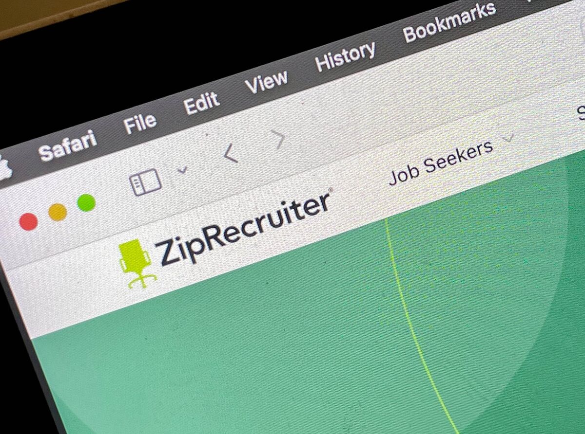 ZipRecruiter Falls After Pulling Guidance on Erratic Job Market - Bloomberg