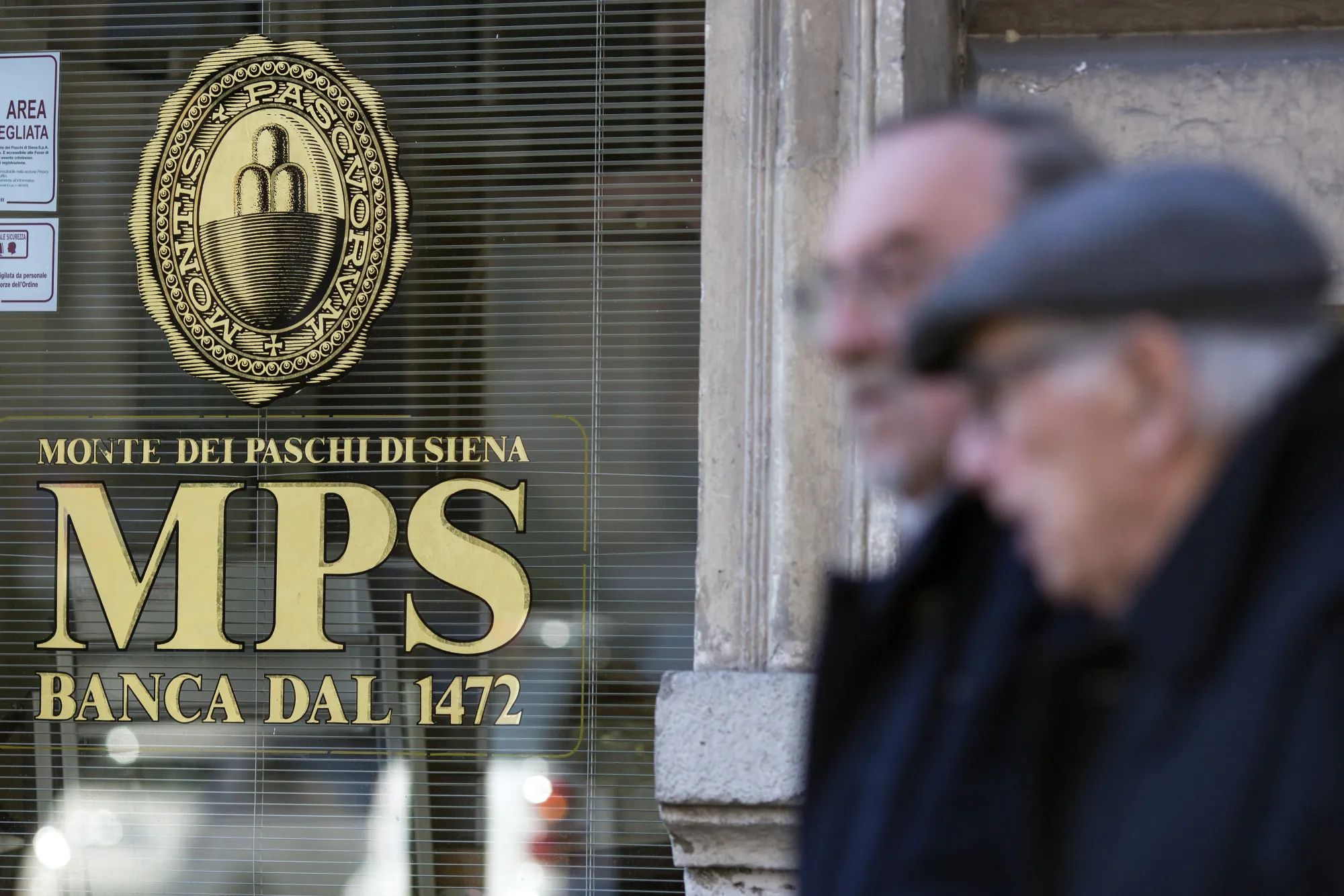 A Banca Monte dei Paschi di Siena SpA bank branch in Rome.