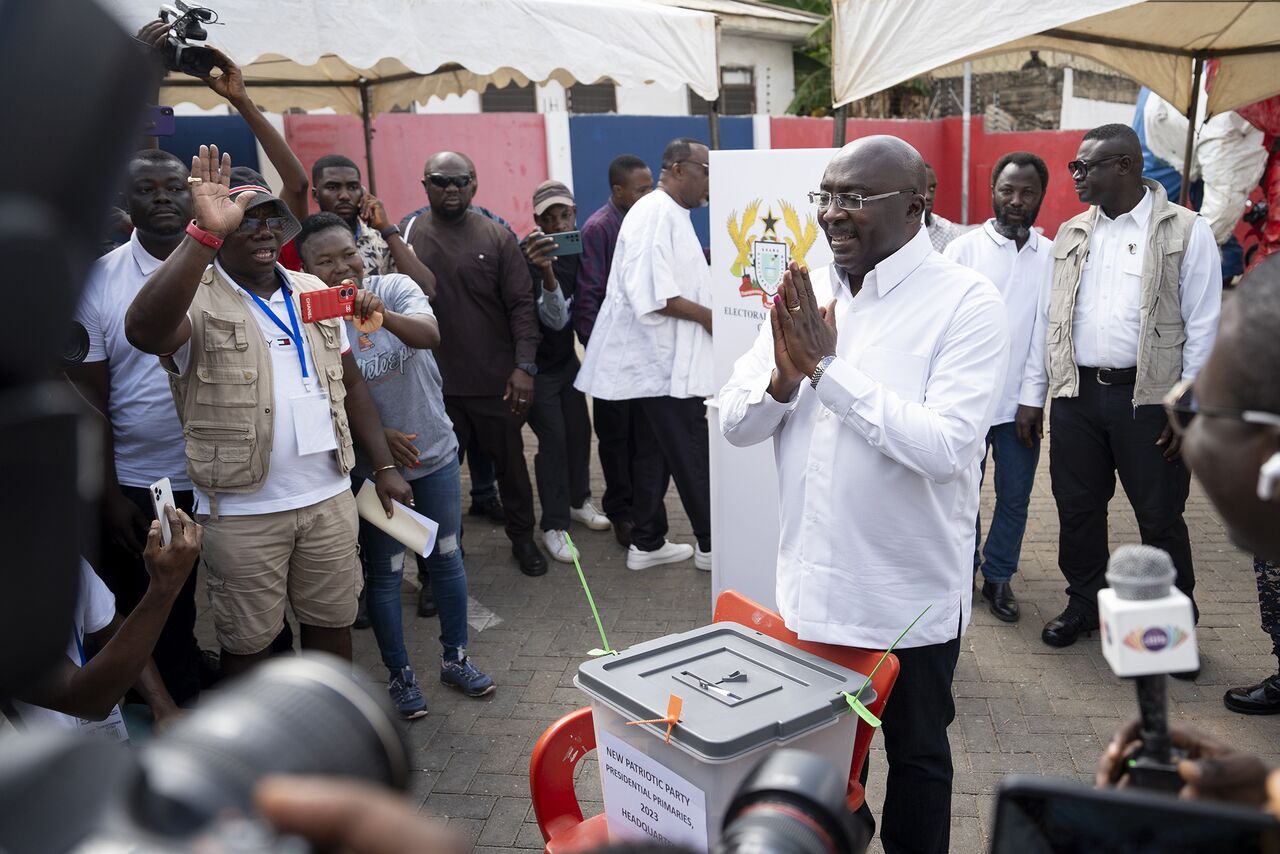 Ghana Vice President Gets Party S Nod For 2024 President Race Bloomberg   1280x854 