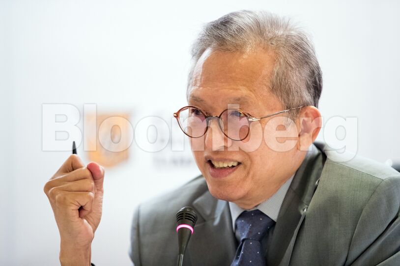 City Developments Ltd. Chairman Kwek Leng Beng Attends Earnings News Conference
