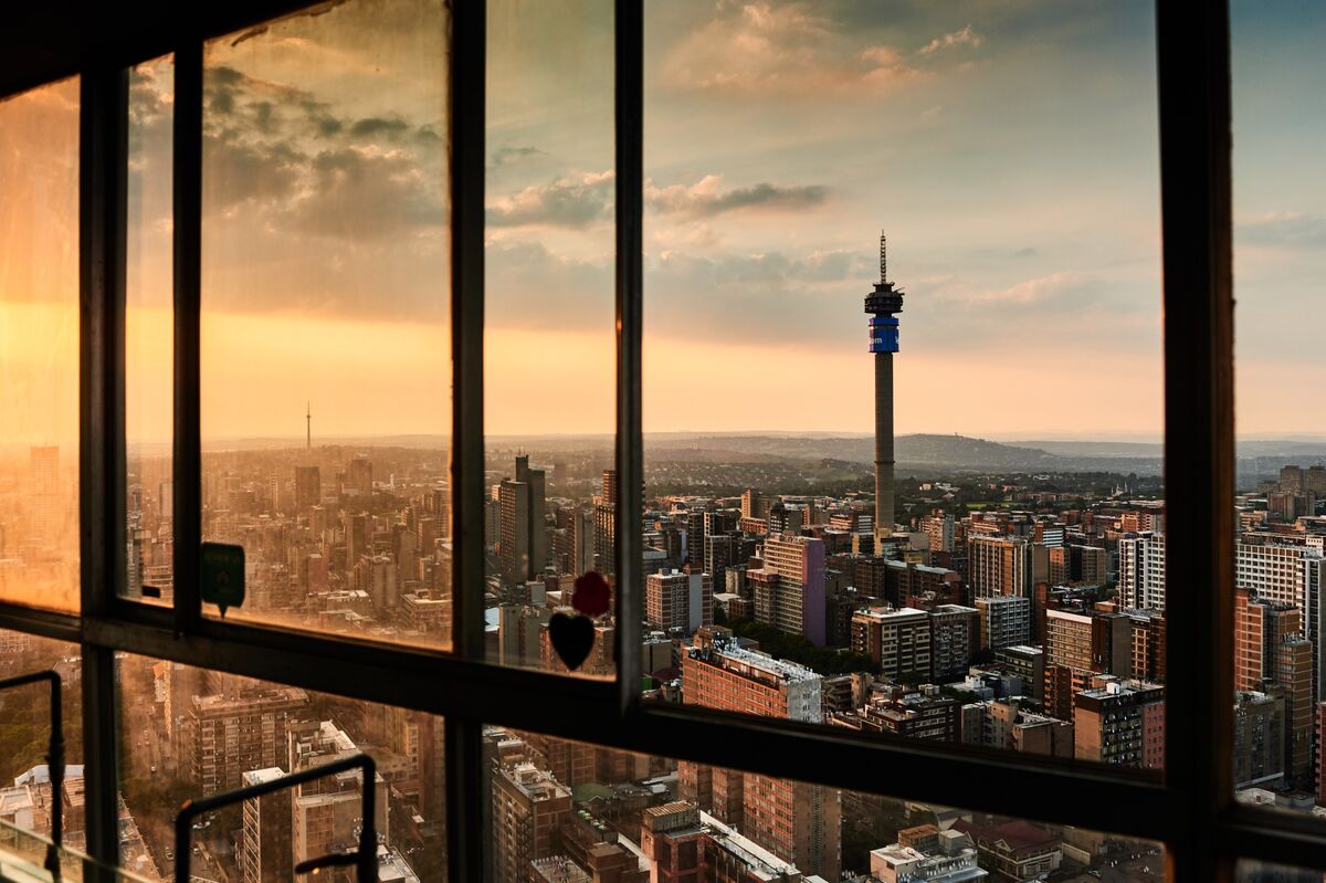 Reform Lags Keep South Africa’s Debt Costs High, Moody’s Says