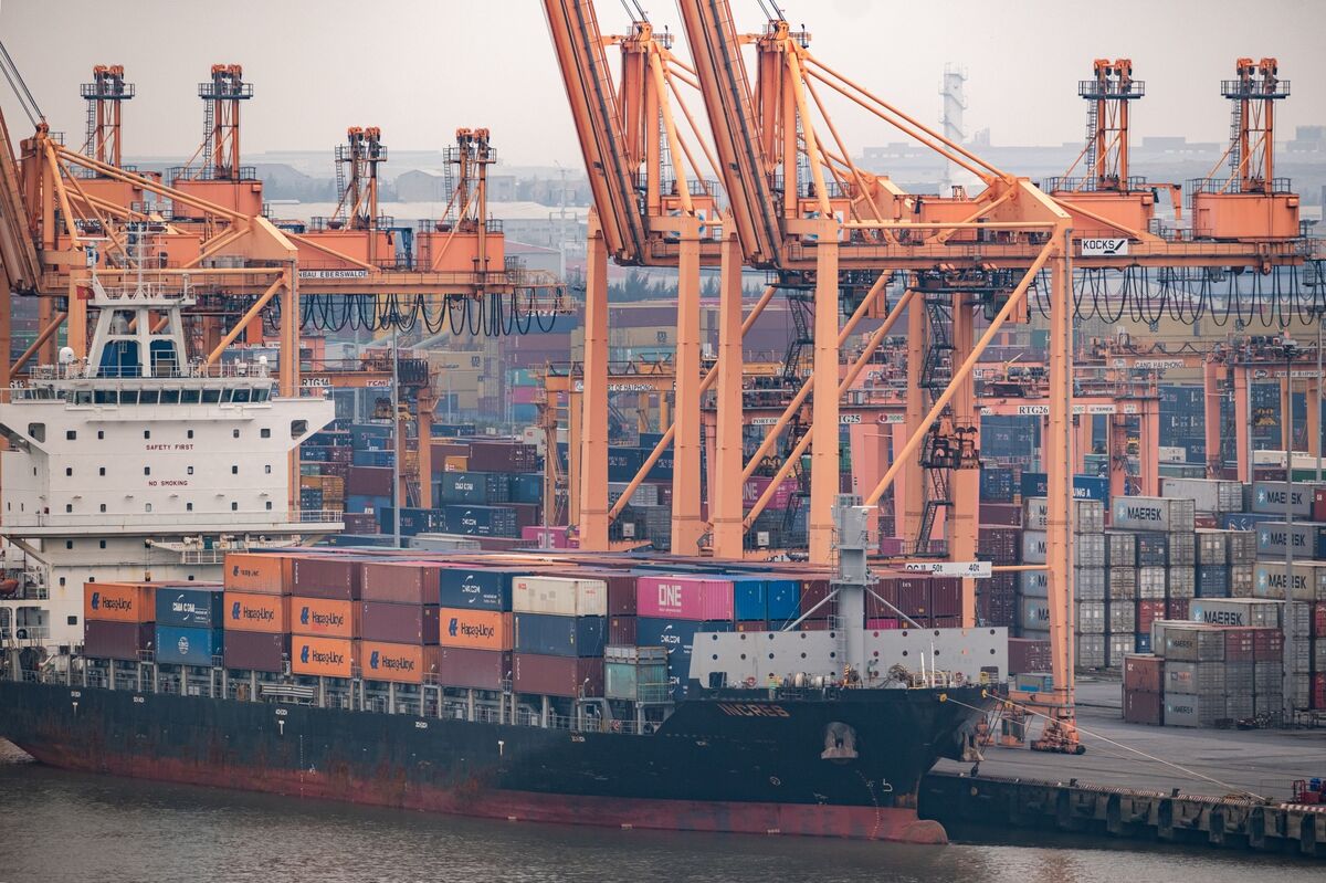 Trade Deal Leaves Vietnam With Questions and One Big Challenge