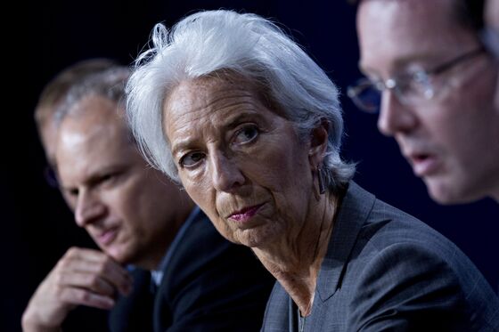 Lagarde Says World Needs to Spend More to Meet Development Goals