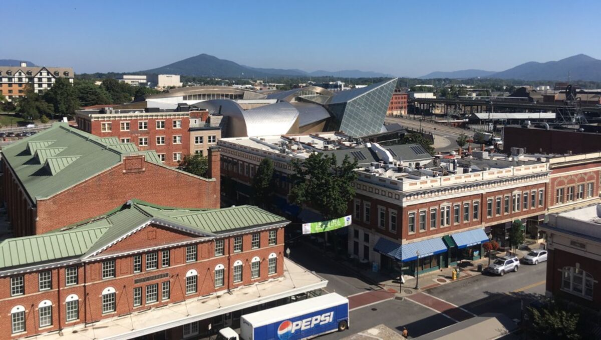 How a Downtown Revival Reshaped Roanoke, Virginia photo