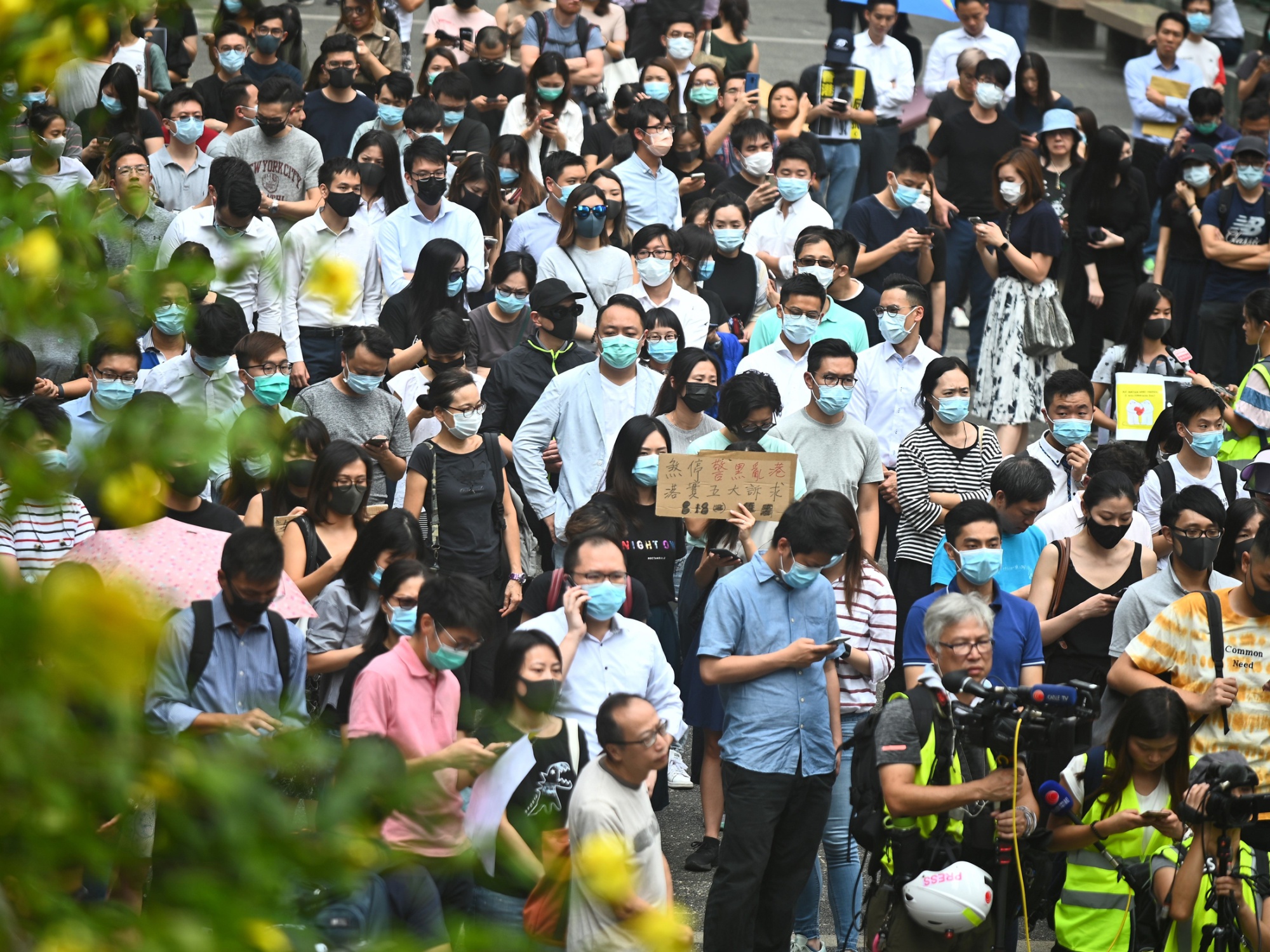 Protesters Hit Streets Amid Debate on Tactics: Hong Kong Update - Bloomberg