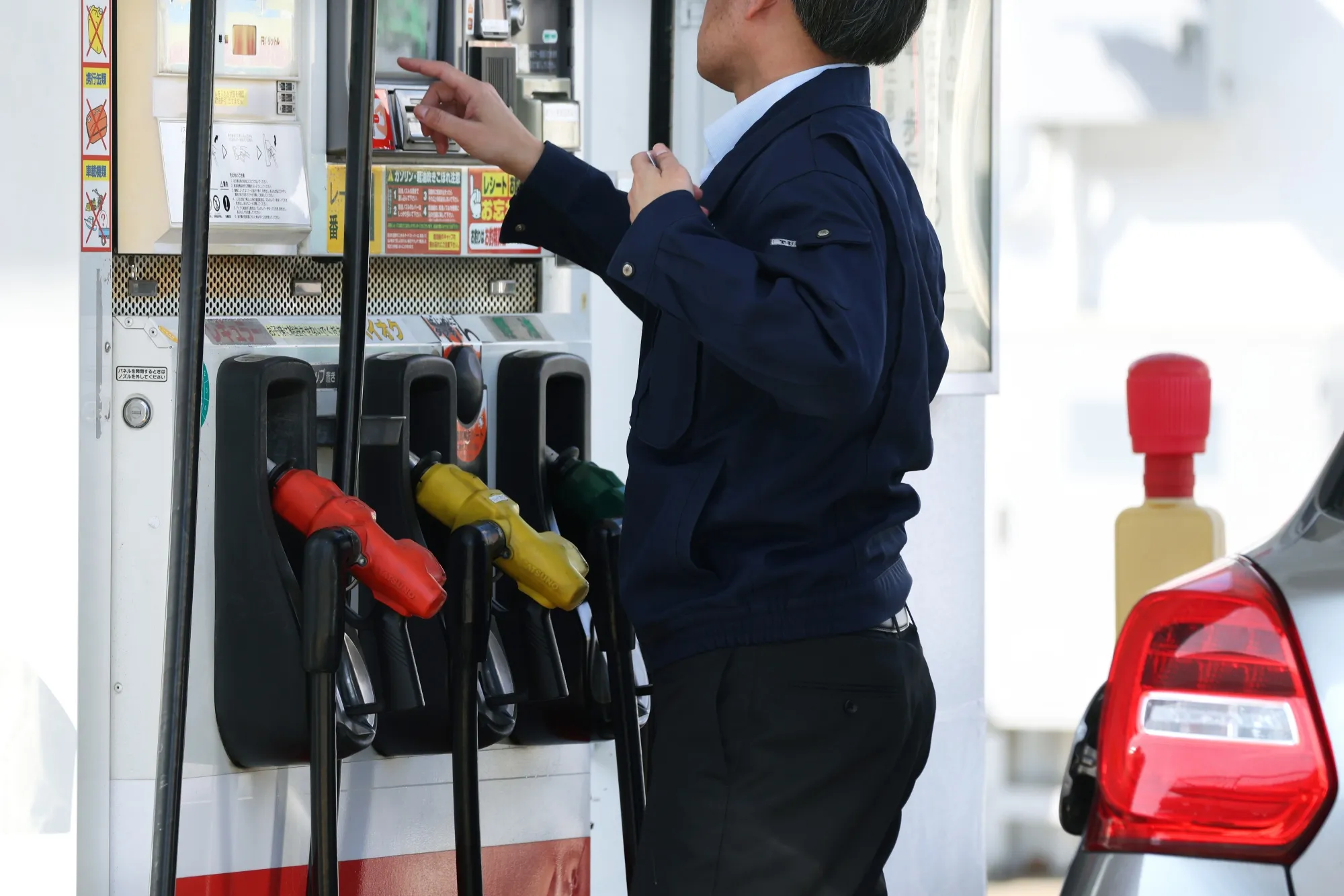 Japan to Boost Effort to Stop Gasoline Stands From Price Gouging ...