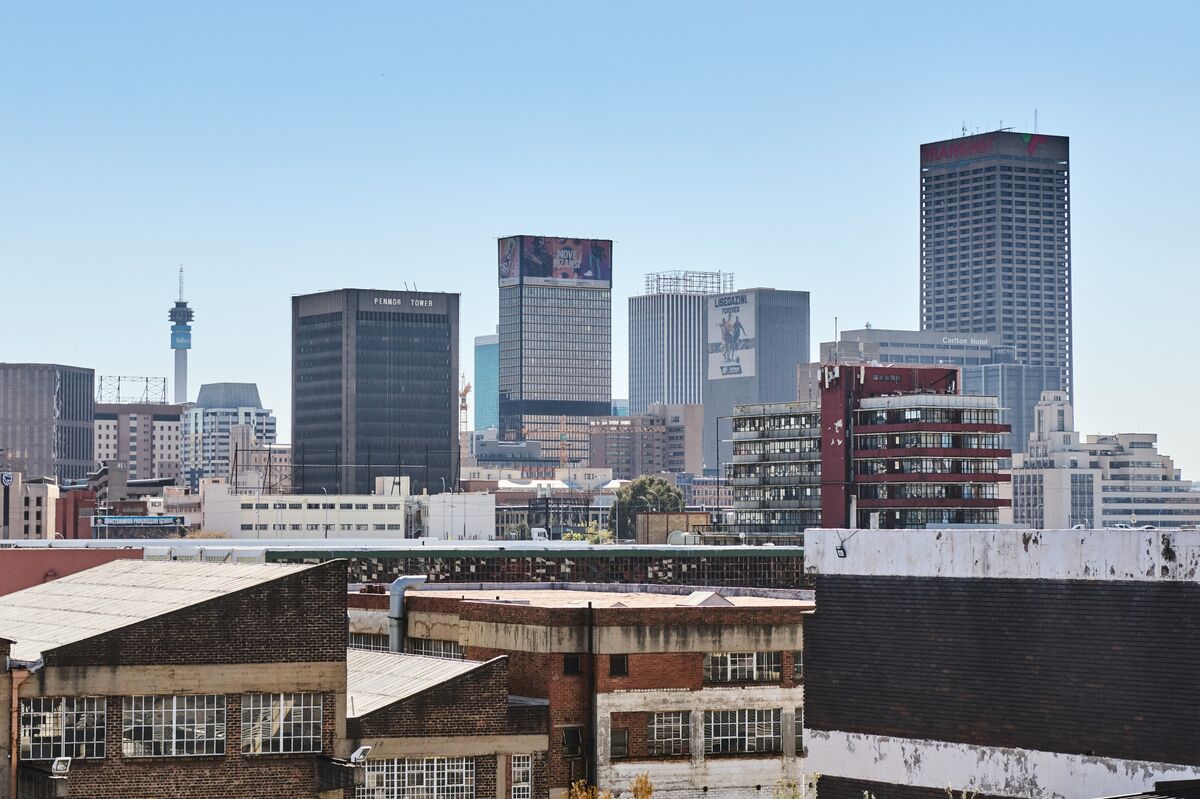 South Africa Banks Pan Minister’s U-Turn on Credit-Law Changes
