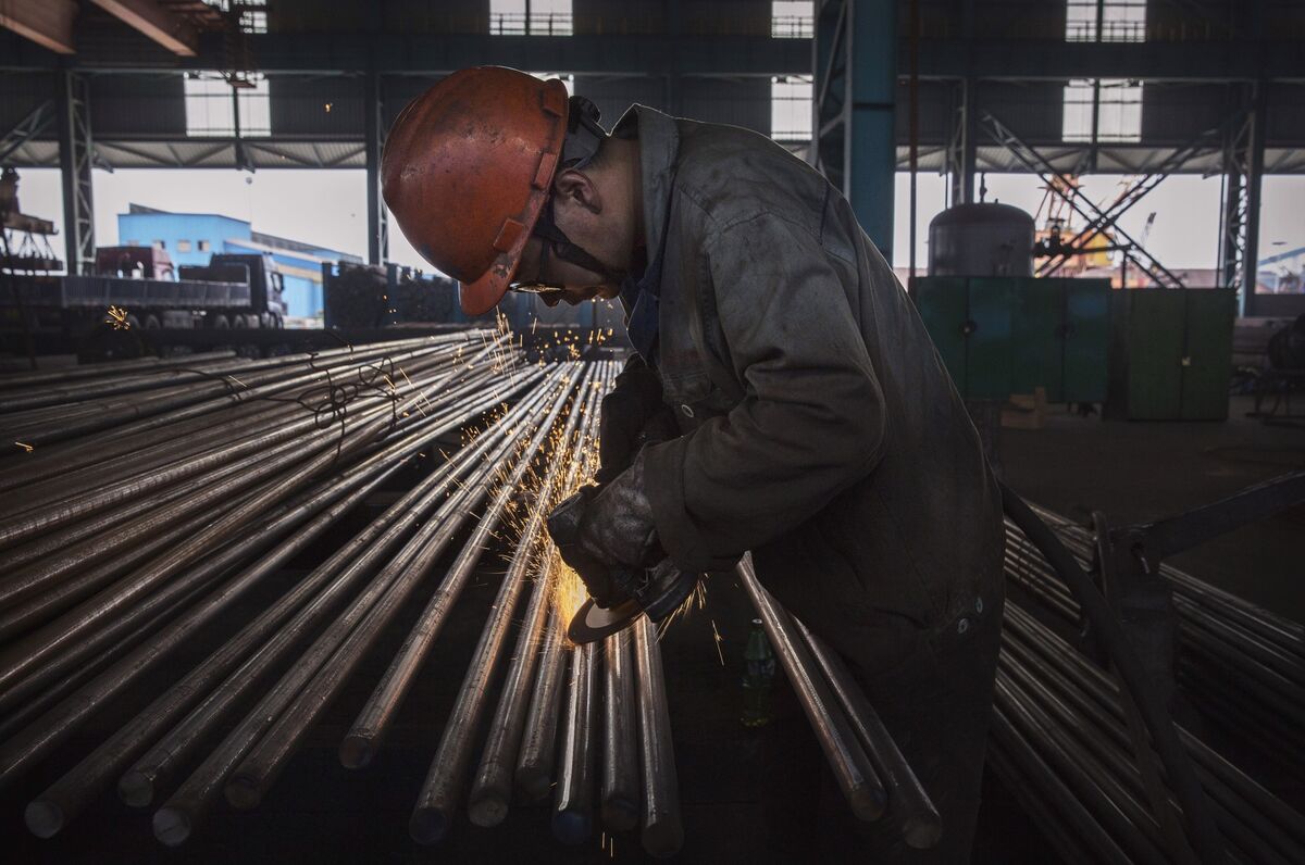 Nhật Bản bắt đầu điều tra chống bán phá giá đối với hàng thép Trung Quốc và Hàn Quốc