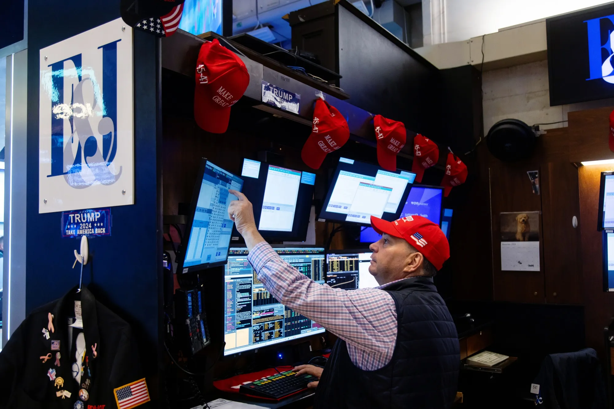 Wall Street Bets on New Riches Ahead in Markets All-In on Trump - Bloomberg