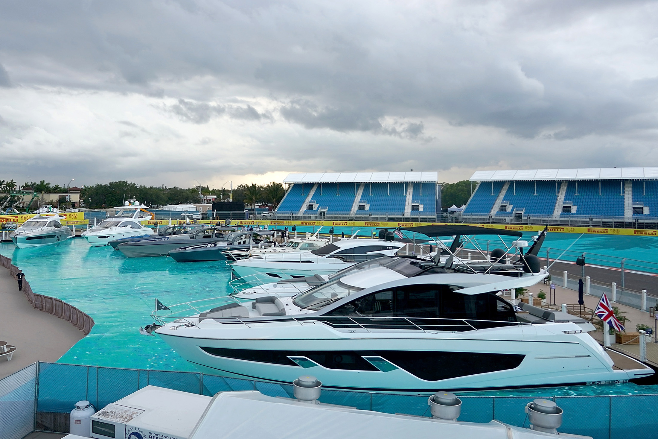 Miami Grand Prix: Fake Marina With Fake Water Steals Show - Bloomberg