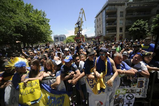 Argentina's G-20 Week Marked by Labor Strikes, Soccer Fiasco