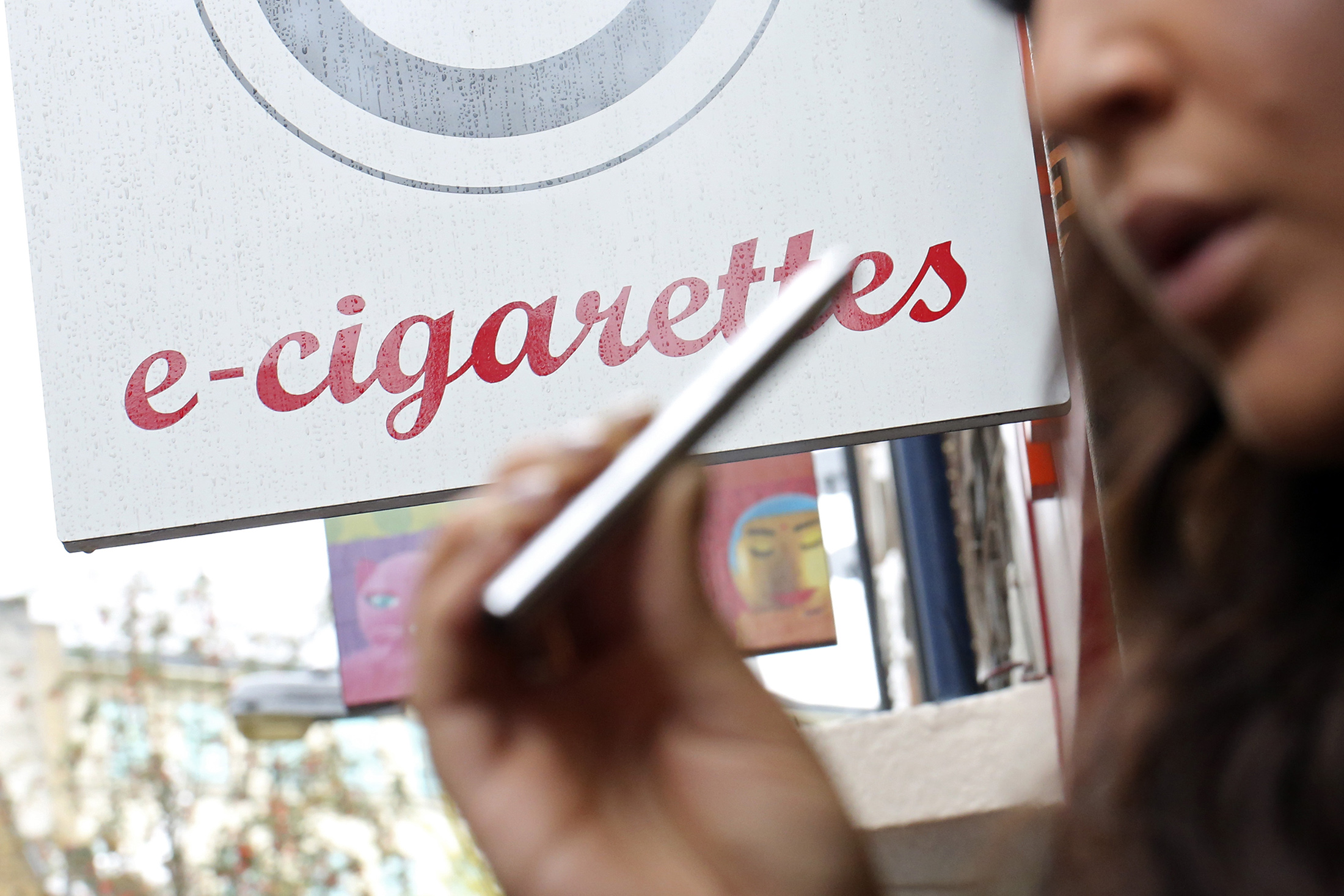 How Tattoos and E Cigs are Propping Up U.K. s Shopping Streets