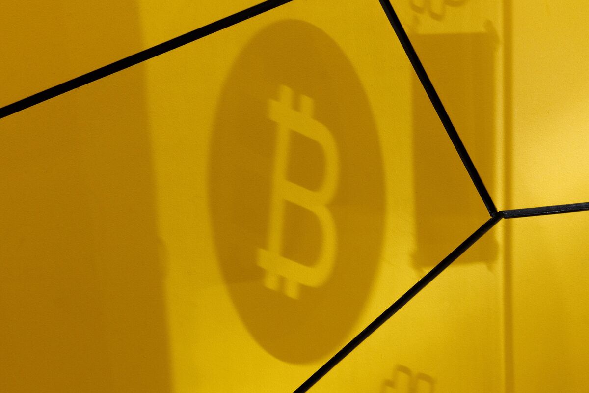 Bitcoin (BTC USD) Analysis Shows Prices May Bottom Soon, Fundstrat Says -  Bloomberg