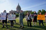 Oklahoma Lawmakers Pass Nation’s Toughest Abortion-Ban Measure
