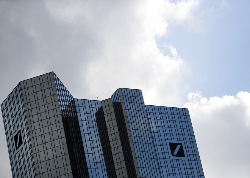 Commerzbank AG Said to Hire Advisors For Deutsche Bank AG Merger