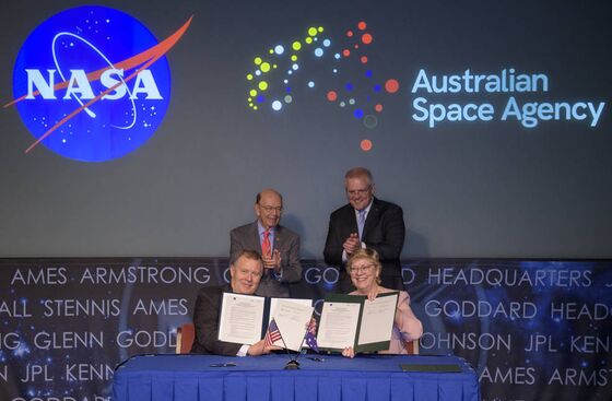 Australia Will Join U.S. for 2024 Moon Mission, Mars Exploration