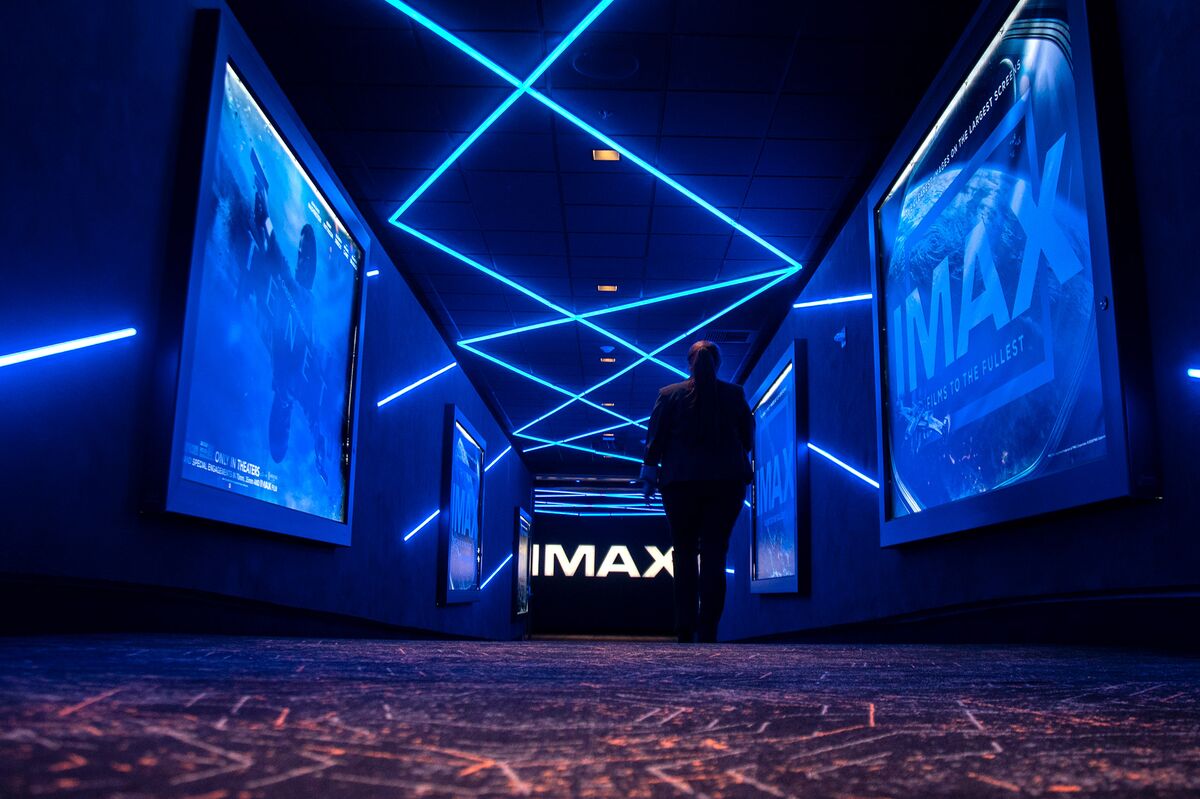 Cinemas Weigh Launching New Large Screen Brand to Challenge Imax